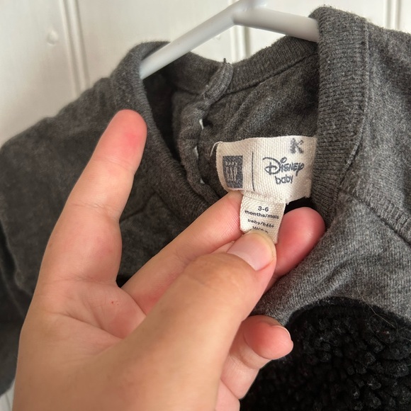 (3/$20) Gap x Disney 3/6m mickey romper with long sleeves and gingham pants - Picture 4 of 6